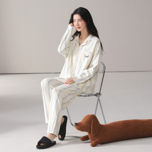 Bộ đồ ngủ nữ MiiOW làm bằng vải cotton dài tay thoải mái