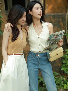 Taoruo-Cho Thai Style Ice Silk Knit Vest for Women Lightweight Summer Design Slim Fit Polo Collar No Sleeves Top