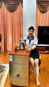 Loa Kéo MTMAX K6 Pro Chip DSP Cao Cấp Loa 3 Đường Tiếng Bass 40cm Công Suất 700W Dàn Karaoke Di Động Kèm 2 Micro UHF Cao Cấp Thiết Kế Nhẹ Hơi Nâng Giọng Chuẩn Phòng Karaoke Kết Nối Bluetooth USB Thẻ Nhớ OTG Live