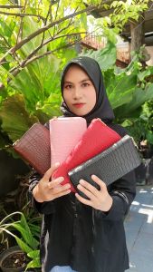 dompet wanita ziper kulit croco doff