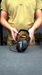 IDOGEAR Tactical Electronic Headset Ear Muffs Camo Head Wearing Noise Reduction Version IPSC Shooting Training Headset with Microphone 6701