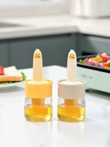 Angola Botol Minyak/Kecap/Saus Dengan Kuas E08 Kitchen Oil Bottle with Silicon Brush/Tempat Penyimpanan Bumbu Dapur 2in1