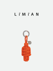 Adorable Simple Wooden Mickey Mouse Car Keychain Bag Charm Creative Woven Mini Hanging Accessory for Handbags and Shoes