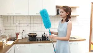 Feather Duster Washable Anti Static Duster with Soft Microfiber for Cleaning Car Cleaning Tool (RANDOM COLOR)