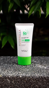 YOU TOP 1 New Upgraded Acne Sunscreen Sunbrella 50% Aloe-B5 Acne Shield Light Sunscreen 40ml SPF50+ PA++ Sunblock Sun Protector