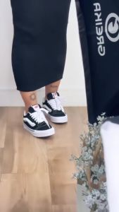 PROMO SEPATU SNEAKERS VAN VAULT UA KNU -SKOOLBLACK WHITE IMPORT QUALITY MURAH FREE BOX