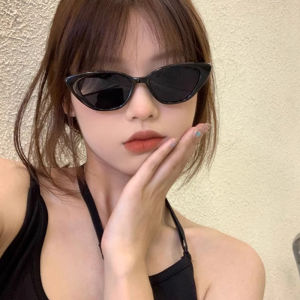 🔥🔥Roman Holiday Ulzzang Fashion Retro Sunglasses Vintage Ins Advanced Sense Sunglasses Couple Cat Eye Sunglasses Sunscreen Sunglasses