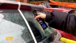 Chai xịt tẩy Ố Kính Ô tô FLAMINGO-Tẩy Cặn Canxi- Làm Sạch Kính Xe Bị Ố MốcMờĐục- phủ nano