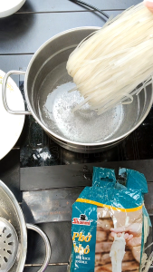 Combo Bánh tráng gỏi cuốn Shammi vuông túi 400g Bánh tráng chả giò Shammi vuông túi 200g Bún tươi Shammi túi 400g