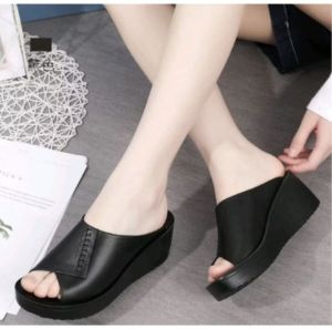 sandal wedges wanita terbaru sandal wedges cewek kickers sandal slop wedges sandal pesta sandal ibu ibu elegan sandal perempuan wedges