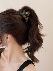 กิ๊บติดผมรูปดาวสำหรับผู้หญิง 2024 กิ๊บติดผมรูปฉลามใหม่ กิ๊บติดผมหางม้าสูงสำหรับผู้หญิง จี้ผมขนาดเล็ก สไตล์เกาหลี แฟชั่น