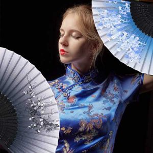 Vintage Style Silk Folding Fan Hand Held Flower Fan with Elegant Tassel for Party Wedding Gift Home Decoration