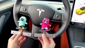 Patung Kartun Beruang Seluncur Layar Seluncur Mobil Interior Mobil Aksesoris Konsol & Organizer