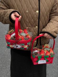 New Year Red Handheld Wicker Basket Christmas Spring Festival Floral Basket Bamboo Woven Gift Basket Wood Chip Material