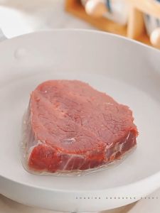 กระทะเคลือบหินอ่อน ก้นลึก ก้นแบน ขนาด เกรดพรีเมี่ยม ไม่ติดกระทะ ทำความสะอาด กระทะ กระทะเคลือบ, กระทะเคลือบหินอ่อน, กระทะแบน ร้อนเร็ว ใช้น้ำมันน้อยได้ควันน้อย สำหรับเตาทุกประเภท มี กระทะไม่ติดกระทะ กระทะ กระทะเคลือบ กระทะเคลือบหินอ่อน กระทะแบน ร้อน