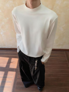 เสื้อยืดคอกลมชายแบบหนาป้องกันความหนาว ทรงหลวม แขนยาว ทรงปกติ ผ้าขนแกะสไตล์อเมริกัน เสื้อเชิ้ตฤดูใบไม้ร่วงและฤดูหนาว