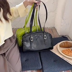 ต้นฤดูใบไม้ผลิสีเขียวขี้ผึ้งน้ำมันหนังรักแร้เกาหลี MC.MAZO INS แพคเกจใหม่ป่ากระเป๋า