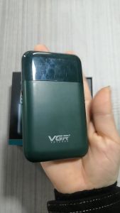 Máy cạo râu VGR V390 thế hệ mới máy mạnh chạy êm có đầu cạo râu dài - Hàng nhập khẩu cao cấp