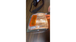 DEPO-212-1552-1A 1988-1994 HILUX CHROME CORNER LAMP ASSY