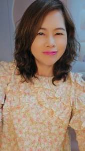 69355a เสื้อ A la carte ชีฟองลายดอกเล็ก คอกลม แขน 3 ส่วน แต่งระบาย มีซับในเย็บติด