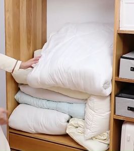 ถุงสูญญากาศใช้เก็บเสื้อผ้าหรือผ้าห่ม ประหยัดพื้นที่ กันน้ำ กันฝุ่น แข็งแรงทนทาน ขนาด 40x60/60x80/80x100 จัดส่งจากกรุงเทพ