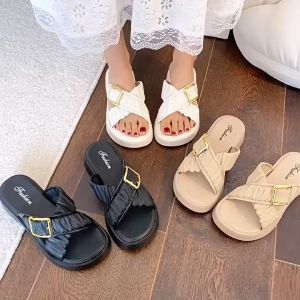 Ready Stock Woman Sandals Lady Slipper Selipar Perempuan Flats Flip Flops 女拖鞋凉鞋
