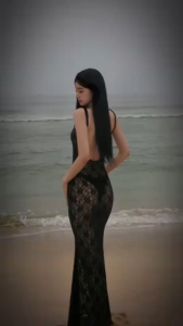 CR_ Đầm hai dây ren dài đi biển váy ren mỏng xuyên thấu dáng dài đầm đi biển thiết kế chất Ren hoa 2 dây dáng dài xuyên thấu hở lưng gợi cảm