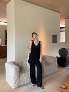 Left Side Womens Casual Vertical Stripe Toothpick Paper Man Set Summer 2024 New Dress/T-shirt/Relax Pants Fashion Set