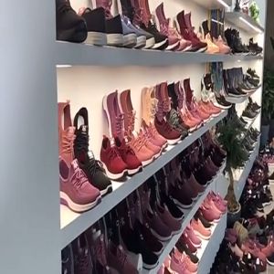 FREE KAOS KAKI sepatu wanita import oregon lentur cocok untuk jalan joging lari