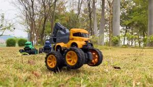 Mainan Mobil Monster Truck Edukasi Pendidikan Anak Ban Karet Tahan Banting Tanpa Baterai