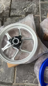 ล้อ10นิ้ว CNC CUSTOM BY JPGK สำหรับจักรยานแม่บ้านซิ่ง มอเตอร์ไซ10นิ้ว