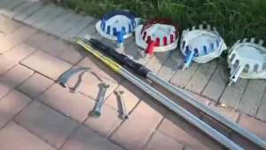 5 IN 1 Alat pemetik buah/galah pemetik buah/tongkat pemetik buah/Tongkat Panjang Untuk Petik Buah Metal fruit picker Alat Petik Buah Tongkat Pemetik Multifungsi Dari Baja Tahan Karat Jepret Gardening Tools