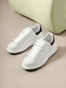 Belle | Elevating Light Thick Sole Sports Shoes