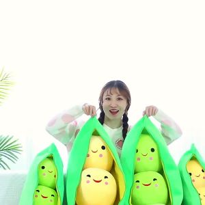 New 25cm Cute Pea Pod Pea Shape Plush Plant Doll 3 Beans With Cloth Box Creative Plush Toy 2 Color Pillows
