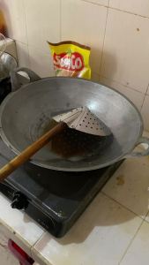 Kerupuk Kulit Sapi Mentah 500 Gram Stik Mie Super Langsung Goreng Dijamin Mekar / Krecek Rambak Sapi Mojokerto