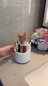 Tempat Kuas Make Up Putar Kotak Brush & Aksesoris Makeup Serbaguna