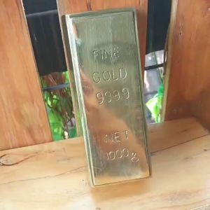 Replika Emas Batangan 1000 gram Replika Logam Mulia Diecast Emas Miniatur Emas Bahan Kuningan