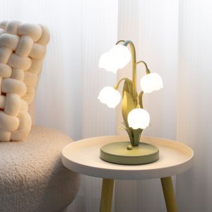 US Plug Vintage floral table lamp 5 lily nightstand lamp in 3 color patterns with G4 Led bulbs for bedrooms living rooms