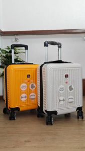ProLuggage กระเป๋าเดินทาง กระเป๋าล้อลาก กระเป๋าใส่เสื้อผ้า Saint 2009 ขนาด16 นิ้ว และ 20 นิ้ว และ 24 นิ้ว ล้อหมุนรอบ 360° Polycarbonate