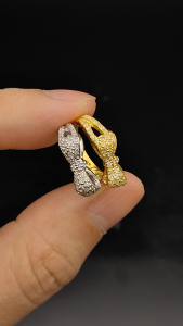 แหวนพลอยเพทายขาว Zircon ตัวเรือนเงินแท้ 92.5 % ชุบทอง ไซส์ 48 / 4.5 US พลอยแท้จากประเทศกัมพูชา