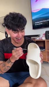 LZD URBEST Multipurpose Shoes Cleaning Cream - Water-Free Quick Clean Wipe for White Shoes Leather Footwear and Parent Pedal Tactical Weight fort - Bedroom