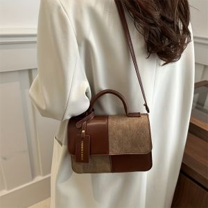 Elegant Womens Handbag Crossbody Shoulder Bag Snap Closure Tote Bag Everyday Accessory Geometric Pattern Fashion Lovers