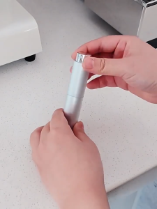 Satu Keluarga Botol Parfum Isi Ulang 10ml C1320 Bottle Farfum Mini Twist Spray Travel Size Portabel