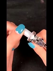 Nail Garden กรรไกรตัดเล็บ pvc ทุ่นแรง ปากแบนรูปตัว U Nail Clipper