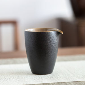 ชุดถ้วยแบ่งชาญี่ปุ่นขนาดใหญ่แบบสีดำ ชุดเครื่องดื่มชาแบบญี่ปุ่น ชุดเครื่องดื่มชาแบบจีน กะลามัคคุมาโตะ ชิปุนิชิ