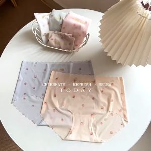 🍓NEW🍓 กางเกงในเจลลี่ ลายสตอเบอร์รี่ น่ารักๆ ดีไซน์ขอบหยัก กางเกงชั้นใน ผู้หญิง กางเกงในไร้ขอบ งานผ้าซีทรู นุ่มลืน บางเบา ลดอับชื้น ต้านแบคทีเรีย ยืดหยุ่นได้ดีมากๆ สวมใส่สบายสุดๆ ล้างมือ เซ๊กซี่ กางเกงใน