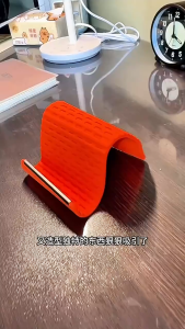 Flexible Foldable Silicone Phone Holder Portable Non-Slip Desk Stand for Phone Tablet Adjustable Aluminum Phone Stand
