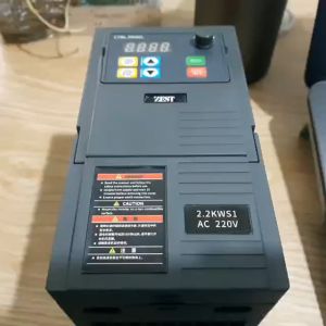 Biến tần giá rẻ 22KW vào 1 pha 220V ra 3 pha 220V  tải nhẹ