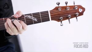 Covenant Guitar FOCUS BLACK 40 inch Solid Top Acoustic Guitar including Soft Case - Black