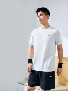 Erke | Moisture-wicking Short Sleeve T-Shirt